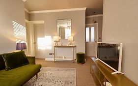 Lovely 2-Bedroom Apartment In Shoreditch